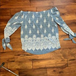 Off shoulder top